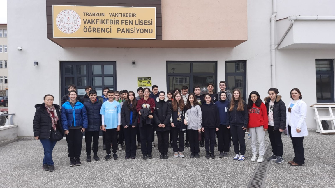 Trabzon Beşikdüzü Merkez Ortaokulu Öğrencilerine ve Öğretmenlerine Okulumuzu Tanıttık